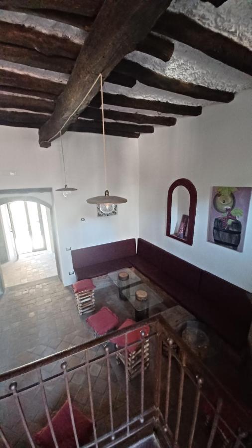 B&B Le Vie Del Borgo กัสตีลโยเน ดิ ซิชีเลีย ภายนอก รูปภาพ