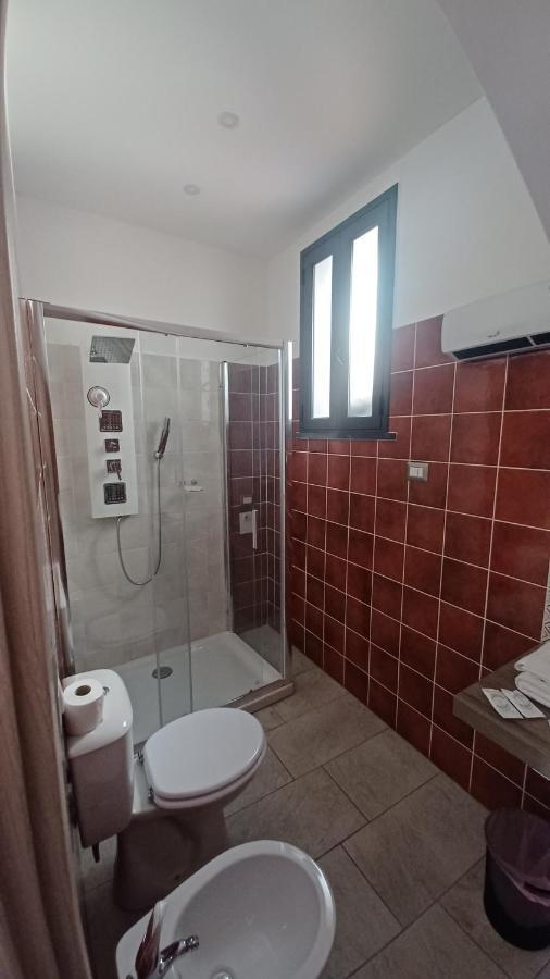 B&B Le Vie Del Borgo กัสตีลโยเน ดิ ซิชีเลีย ภายนอก รูปภาพ