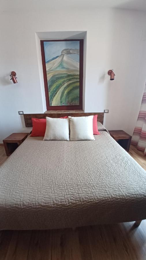 B&B Le Vie Del Borgo กัสตีลโยเน ดิ ซิชีเลีย ภายนอก รูปภาพ
