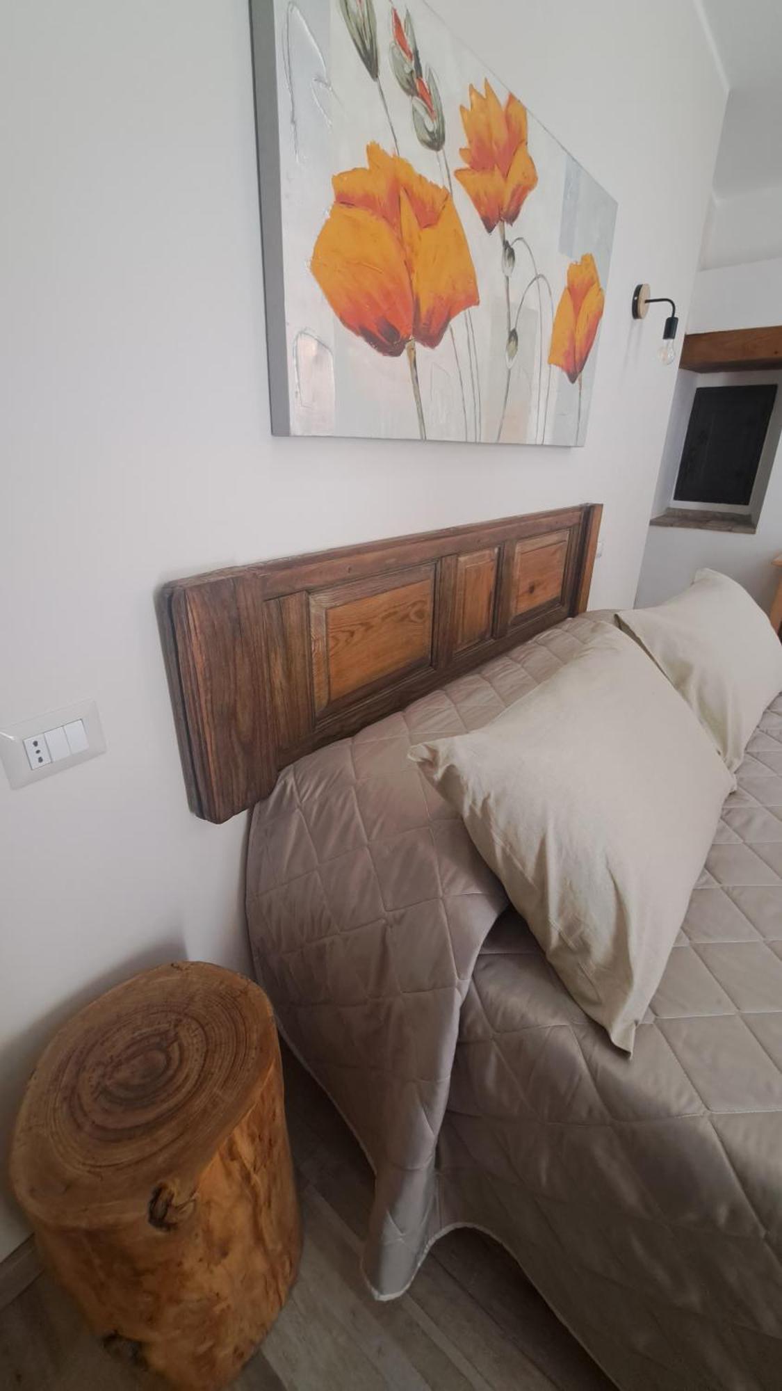 B&B Le Vie Del Borgo กัสตีลโยเน ดิ ซิชีเลีย ภายนอก รูปภาพ