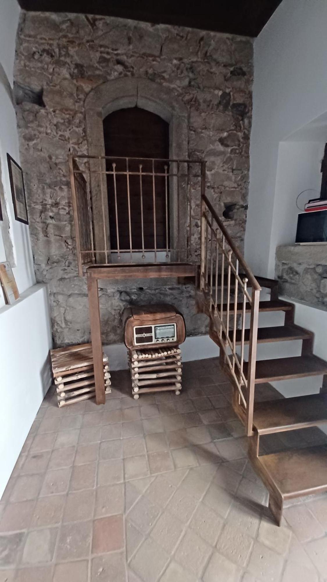 B&B Le Vie Del Borgo กัสตีลโยเน ดิ ซิชีเลีย ภายนอก รูปภาพ