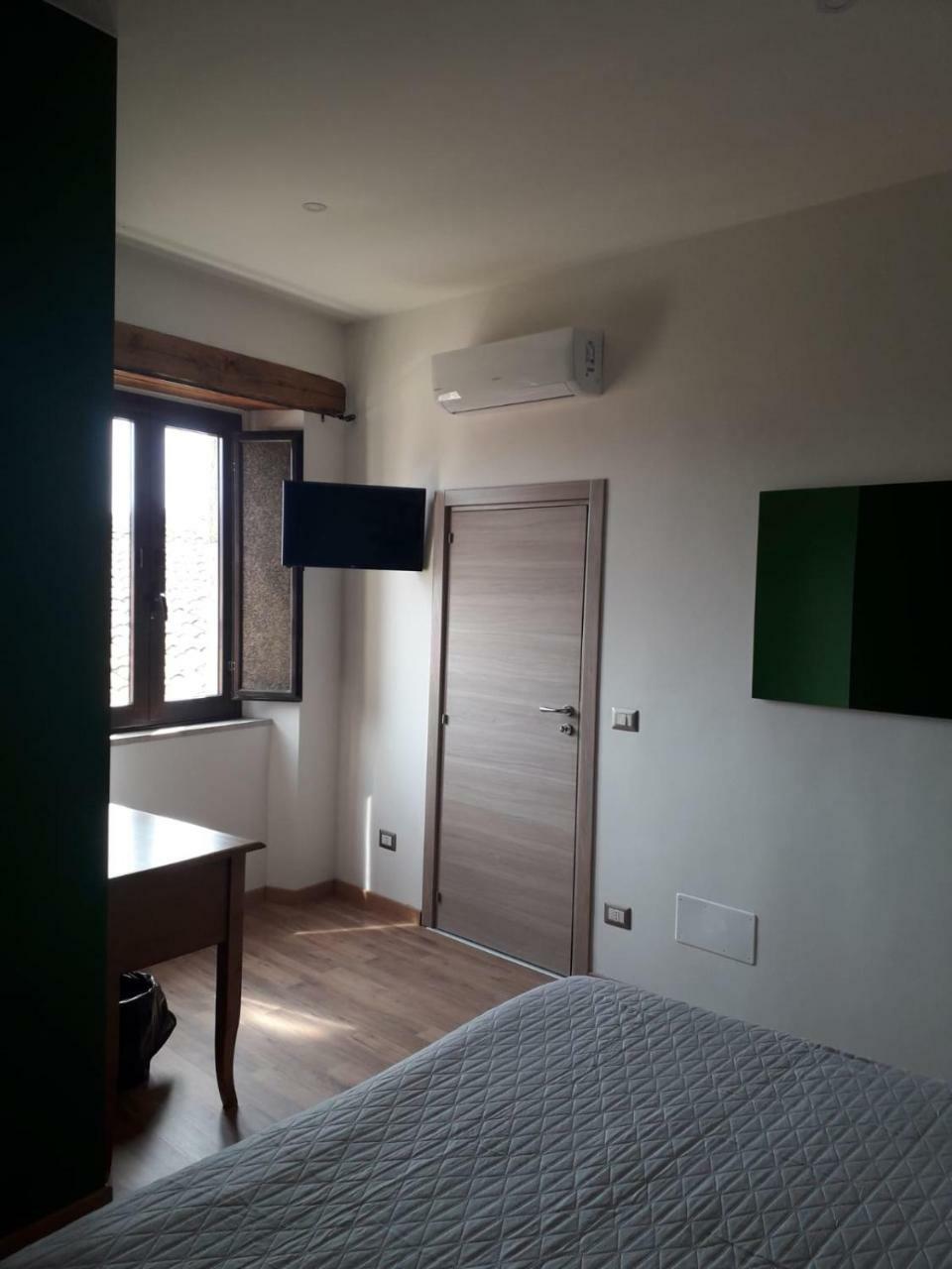 B&B Le Vie Del Borgo กัสตีลโยเน ดิ ซิชีเลีย ภายนอก รูปภาพ