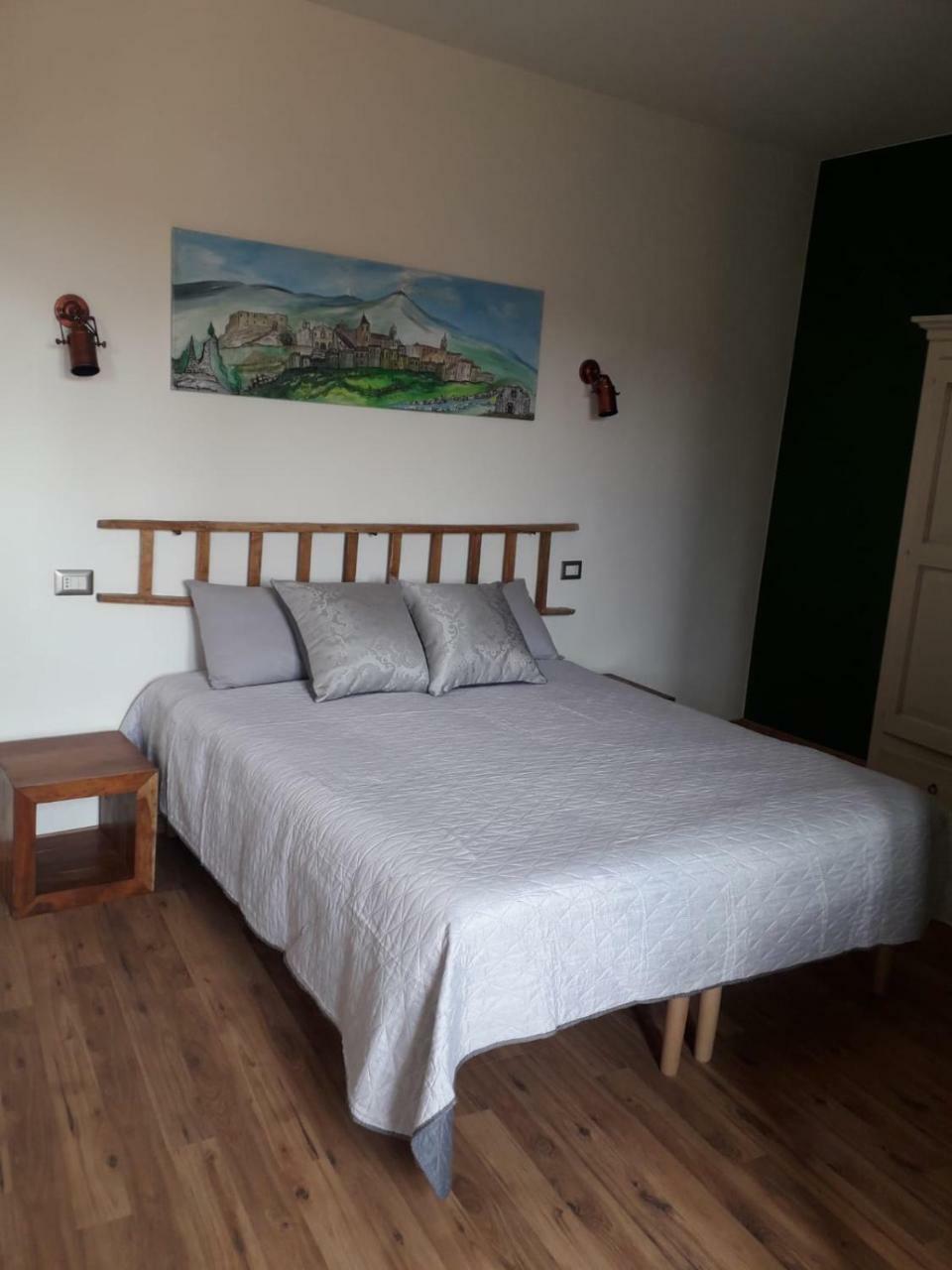 B&B Le Vie Del Borgo กัสตีลโยเน ดิ ซิชีเลีย ภายนอก รูปภาพ
